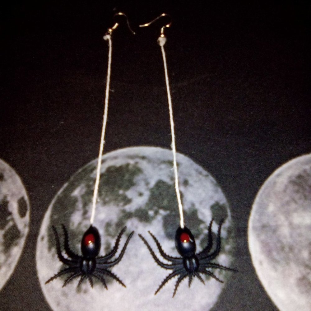 4/ $10 Black widow Earrings Halloween